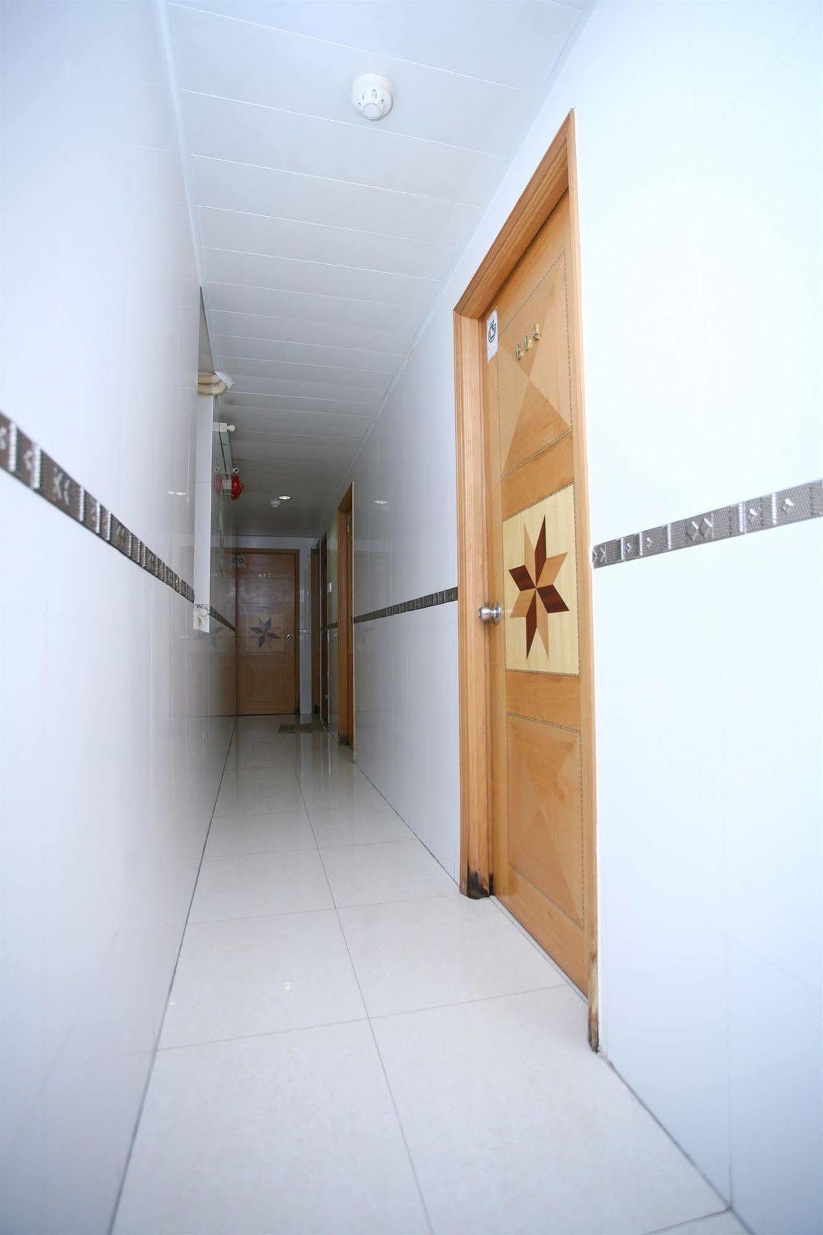 Pay-Less Guesthouse Hong Kong Extérieur photo